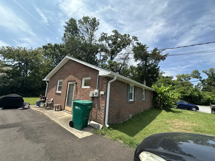4145 Dodson Chapel Rd, Hermitage, TN 37076 - #2