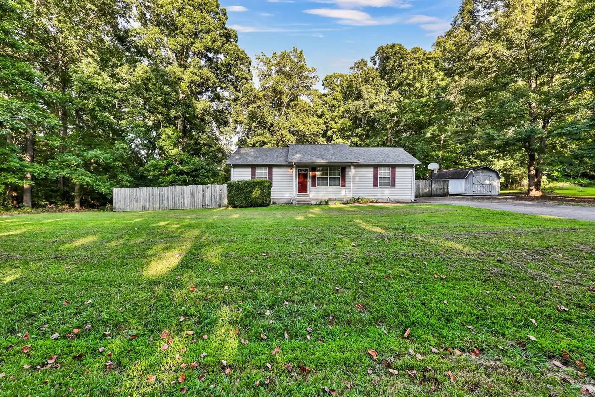 1210 Valley View Rd, Ashland City, TN 37015 - #1