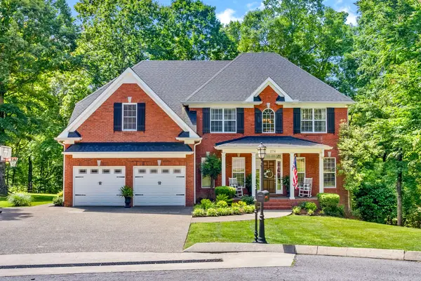 274 Yearling Trce, Pleasant View, TN 37146