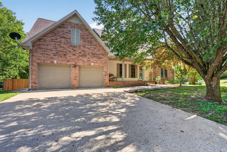 534 Christel Springs Dr, Clarksville, TN 37043 - #2