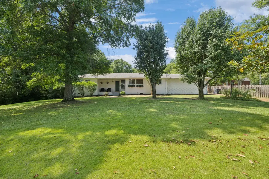 6567 Brownlee Dr, Nashville, TN 37205 - #3