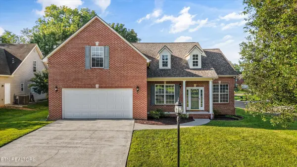 7512 Cherry Blossom Lane, Knoxville, TN 37931