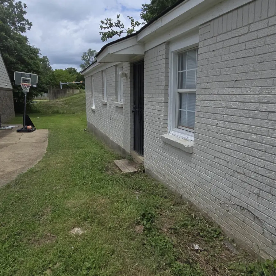 2982 Shannon Ave, Memphis, TN 38108 - #3