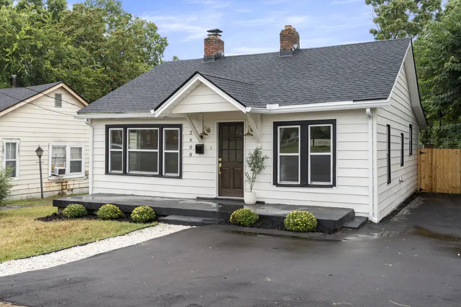 2608 Eden St, Nashville, TN 37208 - #2