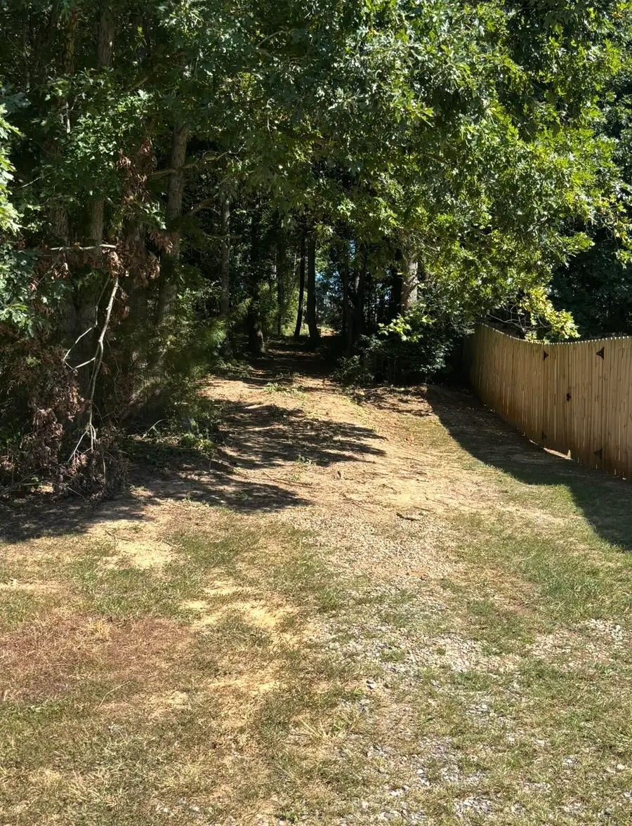 388 W Toomey Lane, Madisonville, TN 37354 - #2