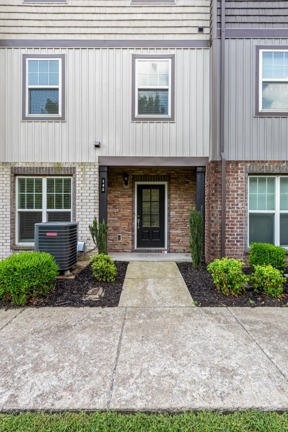 145 Ramsden Ave, La Vergne, TN 37086 - #1