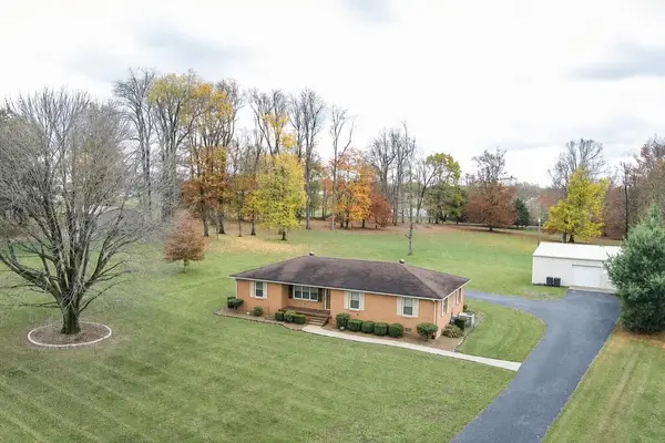 1200 Sullivan Dr, Lafayette, TN 37083