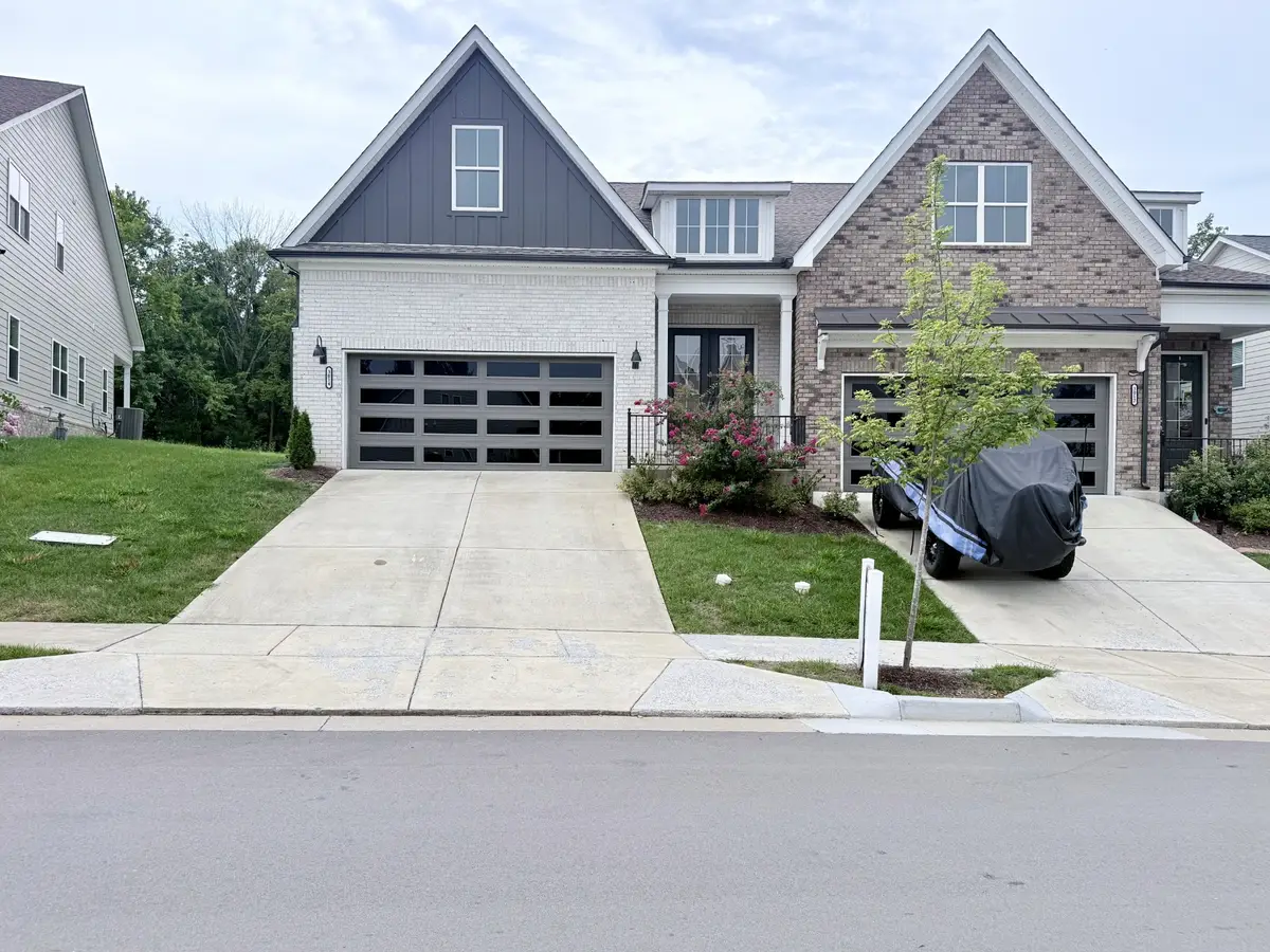 3014 Wiltshire Park Pl, Hermitage, TN 37076 - #1