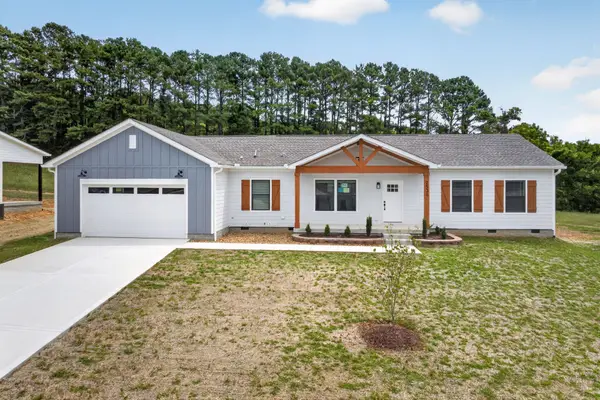 2530 River Ranch Dr, Cookeville, TN 38501