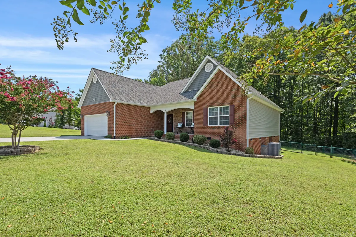 332 Shadows Lawn Dr, Athens, TN 37303 - #1