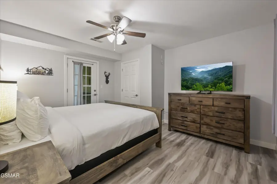 541 Johnson Lane #1, Gatlinburg, TN 37738 - #3