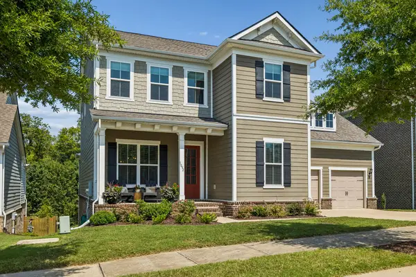 1092 Amelia Park Dr, Franklin, TN 37067