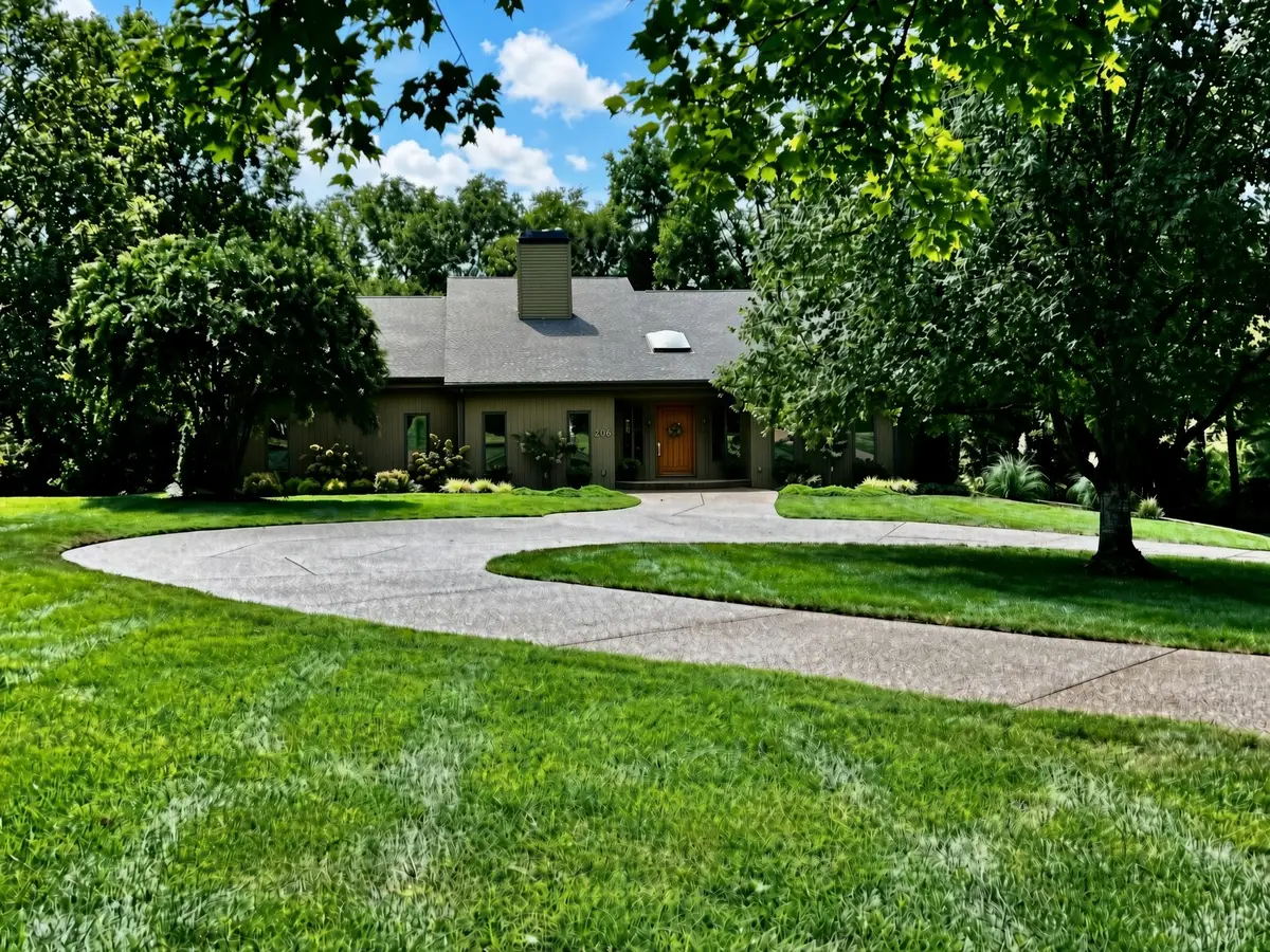 206 Kippsford Pond Rd, Columbia, TN 38401 - #1