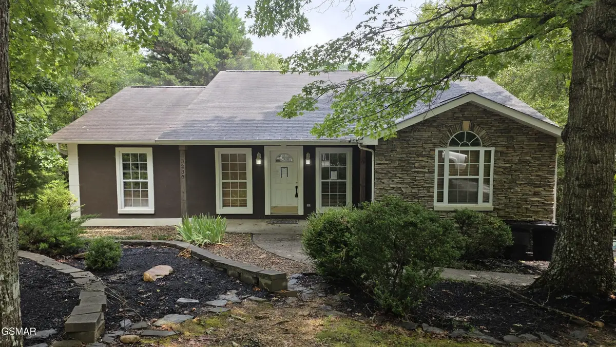 3230 Cove Creek Way, Sevierville, TN 37862 - #1