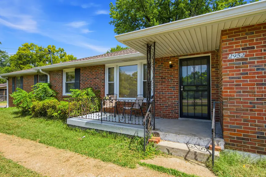 2952 Hillhurst Dr, Nashville, TN 37207 - #3