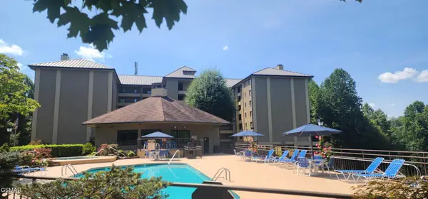 1704 Hidden Hills Road #APT 112, Gatlinburg, TN 37738