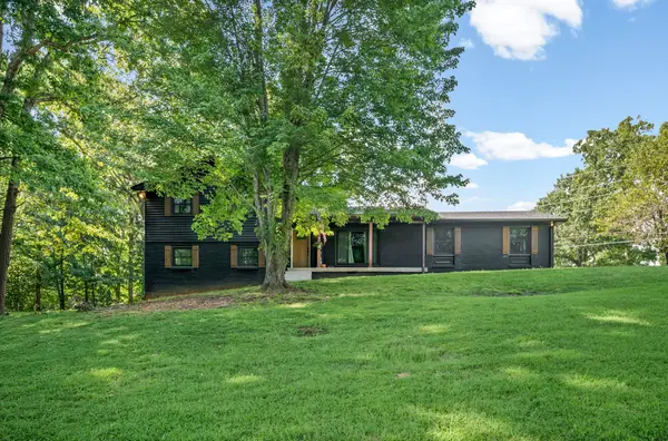 2050 Outlaw Rd, Woodlawn, TN 37191
