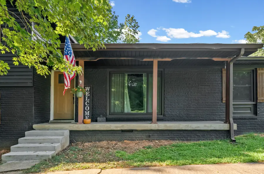 2050 Outlaw Rd, Woodlawn, TN 37191 - #2
