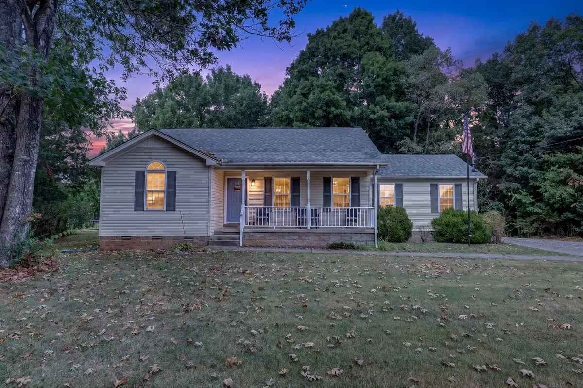 329 Fazio Ct, Bell Buckle, TN 37020 - #1