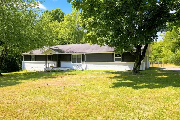 2808 Elam Rd, Murfreesboro, TN 37127
