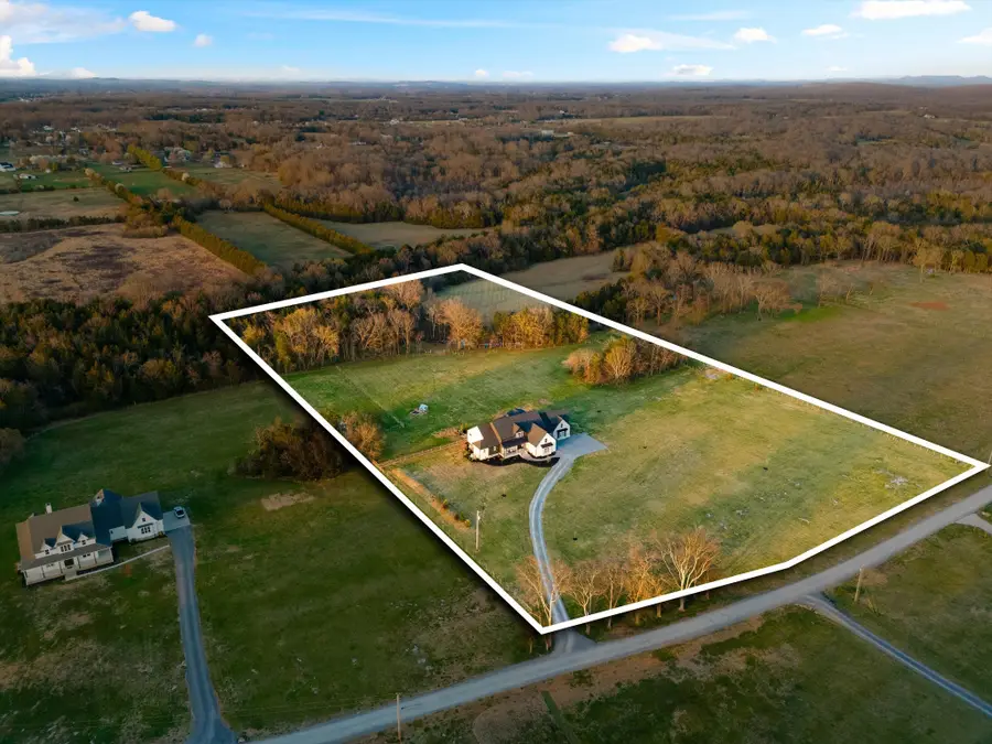3340 Midland Acres Dr, Bell Buckle, TN 37020 - #3