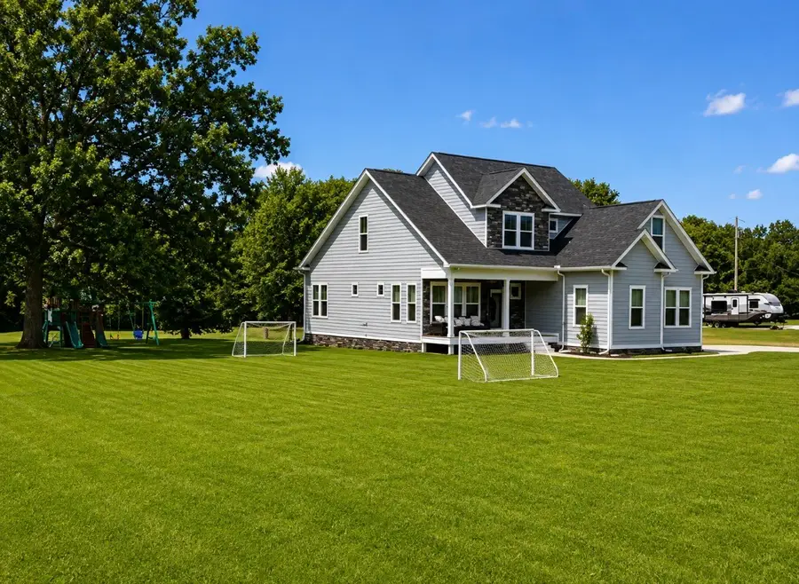 4217 Sandy Springs Rd, Springfield, TN 37172 - #3