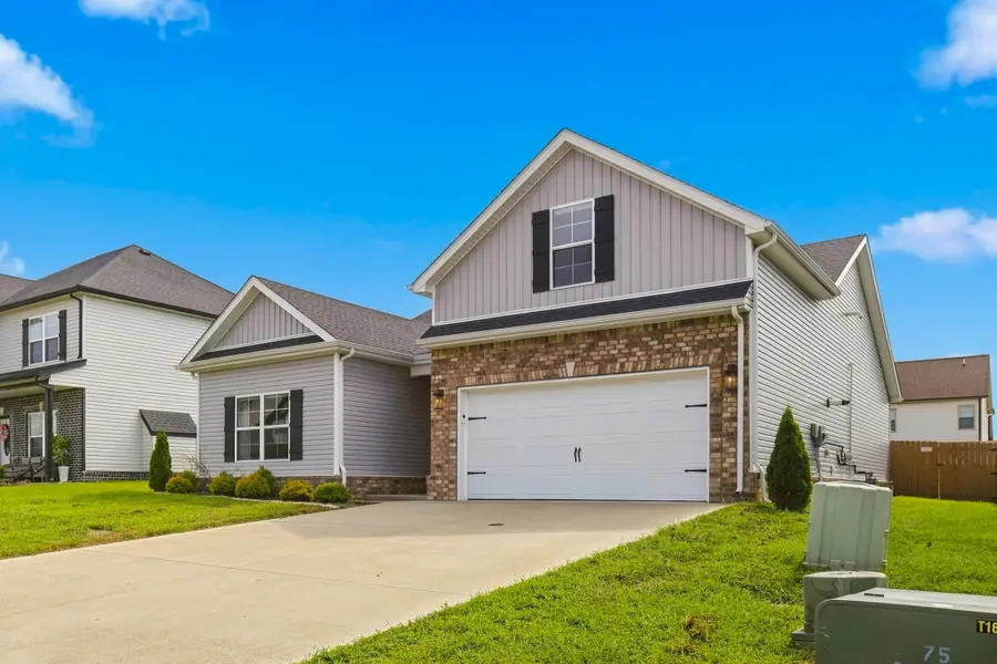 1589 Kestrel Dr, Clarksville, TN 37040 - #3