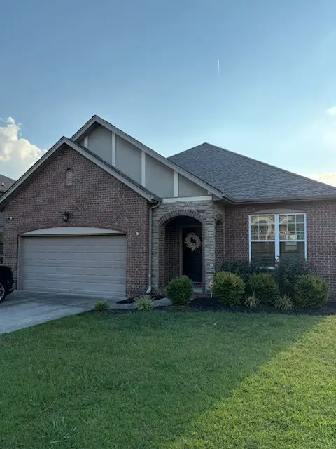 1061 Oakhall Dr, Mount Juliet, TN 37122 - #1