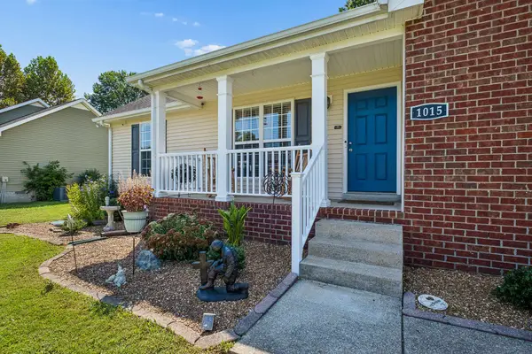 1015 Stepping Stone St, Christiana, TN 37037