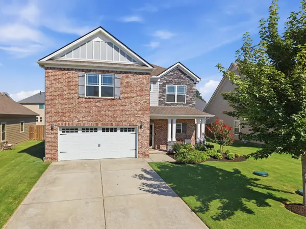 1139 Cotillion Dr, Murfreesboro, TN 37128