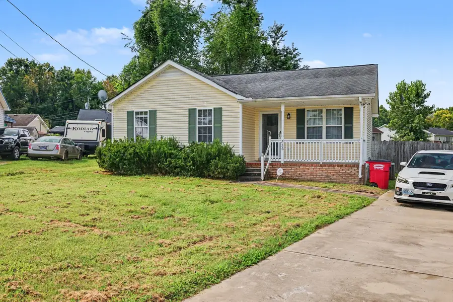 726 Donna Ct, Clarksville, TN 37042 - #2