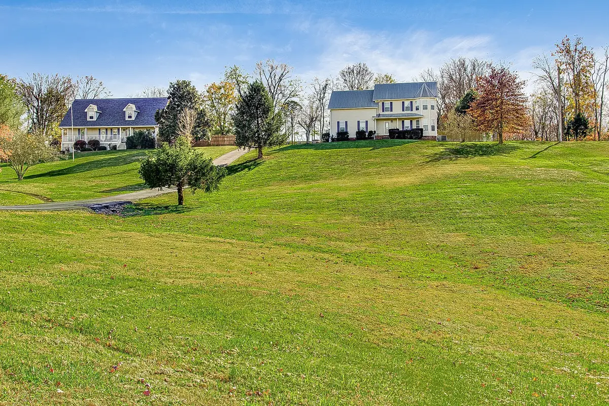 615 Vaughans Gap Rd, Spring Hill, TN 37174 - #1