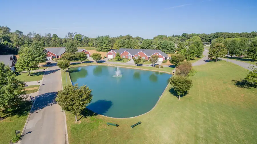 143 Hickory Ct, McMinnville, TN 37110 - #2