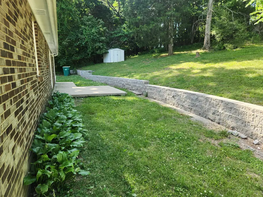 1830 Lowe St, Lewisburg, TN 37091 - #2