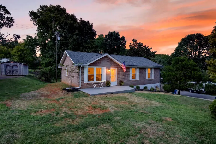 414 Oriole Cir, Clarksville, TN 37043 - #2