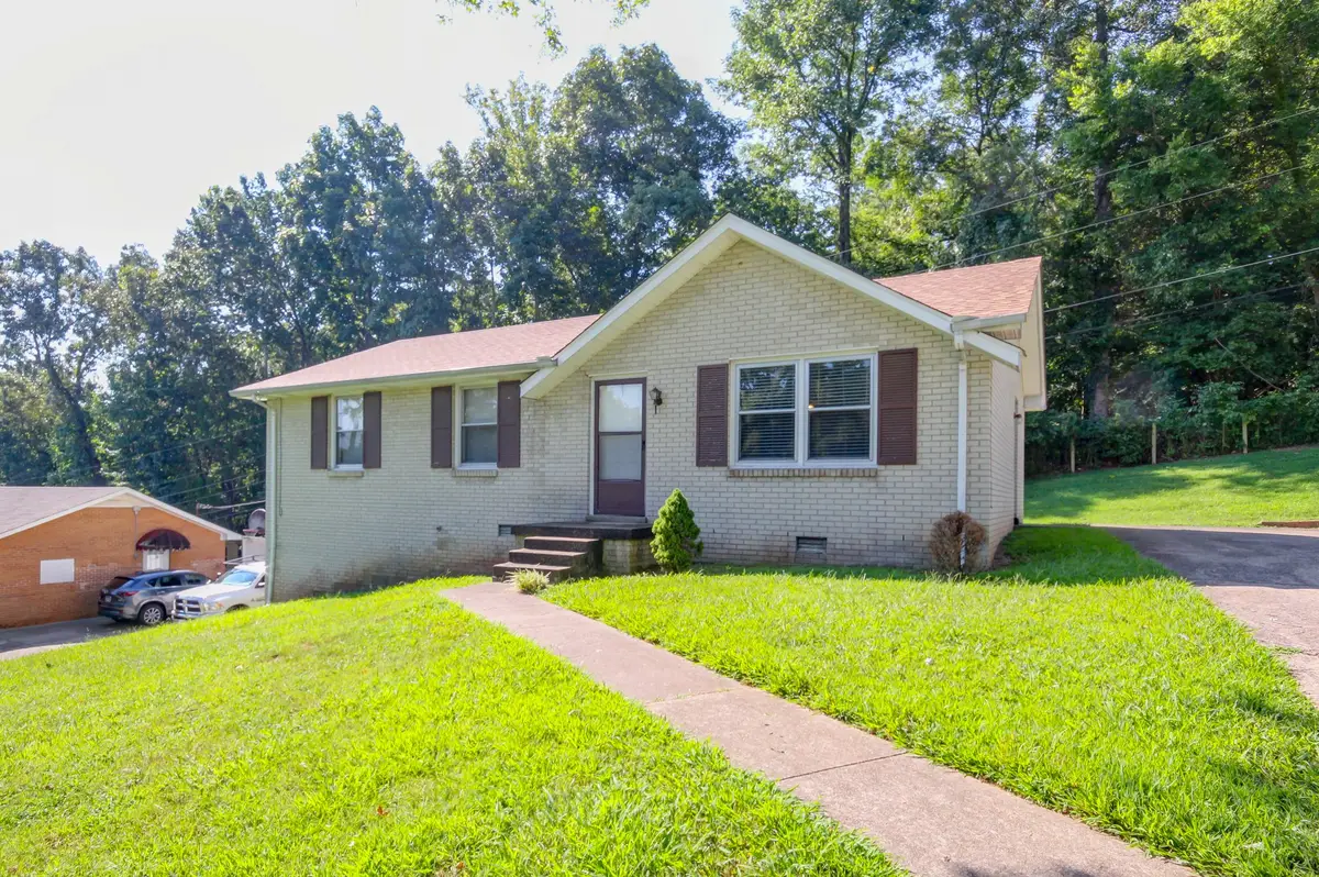 354 Crest Dr, Clarksville, TN 37043 - #1