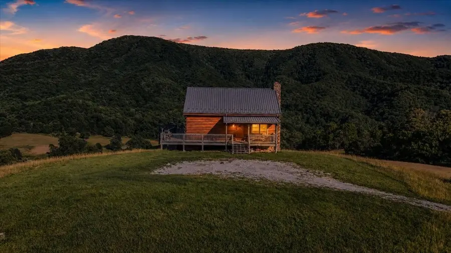 490 Mountain Springs Rd, Tannersville, VA 24377 - #3