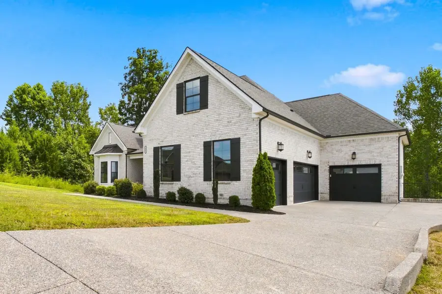 805 Saddle Ridge Dr, Mount Juliet, TN 37122 - #2