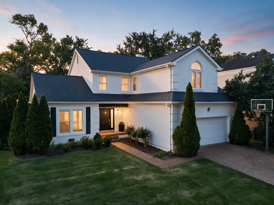 201 Deer Park Ln, Franklin, TN 37069 - #2