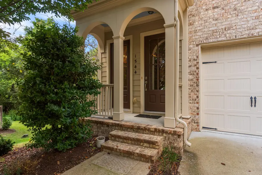 1544 Hampshire Pl, Thompsons Station, TN 37179 - #2