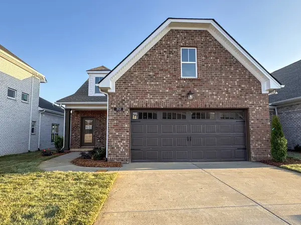 312 Booker Dr, Gallatin, TN 37066