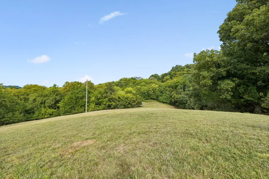 2100 Hawkins Branch Rd, Bethpage, TN 37022 - #2