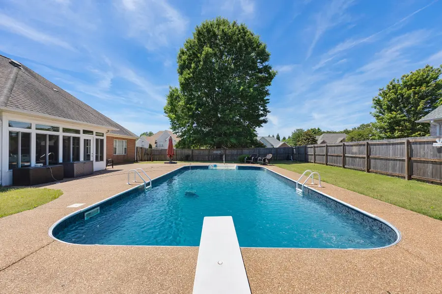 9 Barrymore Cv, Jackson, TN 38305 - #3