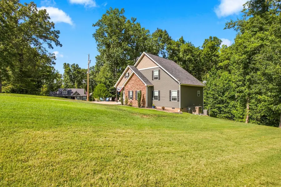544 Aubrey Ln, Burns, TN 37029 - #2