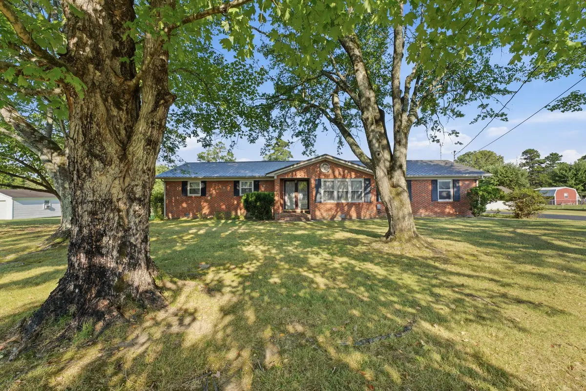 135 Blakemore Rd, Manchester, TN 37355 - #1