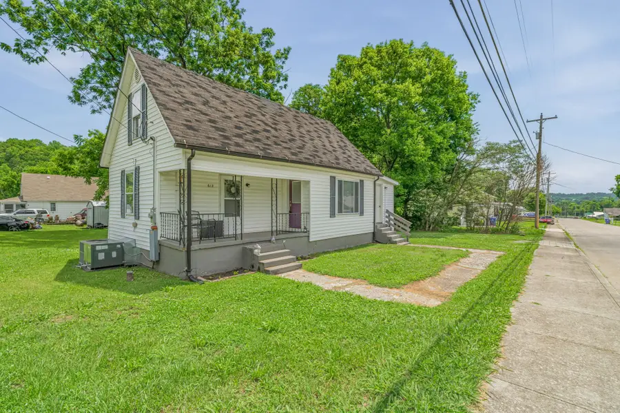 612 W Strang St, Rockwood, TN 37854 - #2