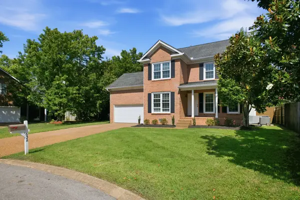 632 Independence Dr E, Franklin, TN 37067