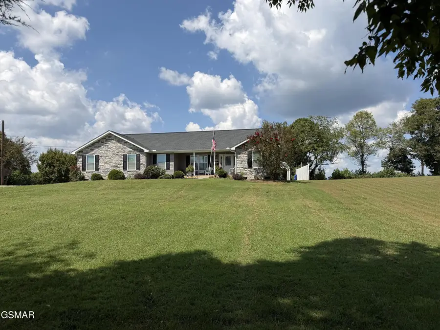 2812 Vicksburg Lane, Strawberry Plains, TN 37871 - #2