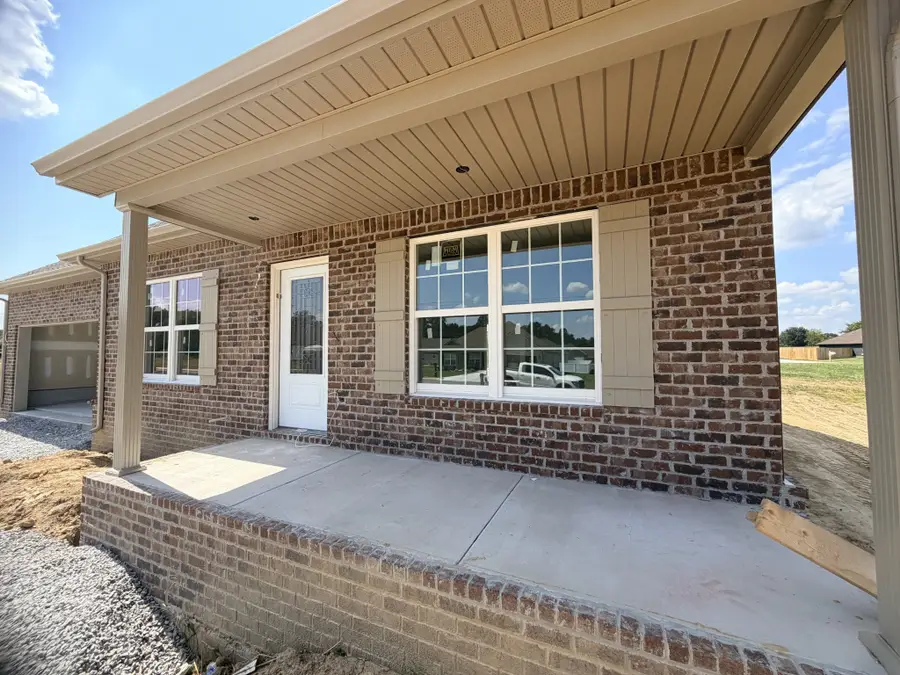 126 Hilltop St, Manchester, TN 37355 - #3