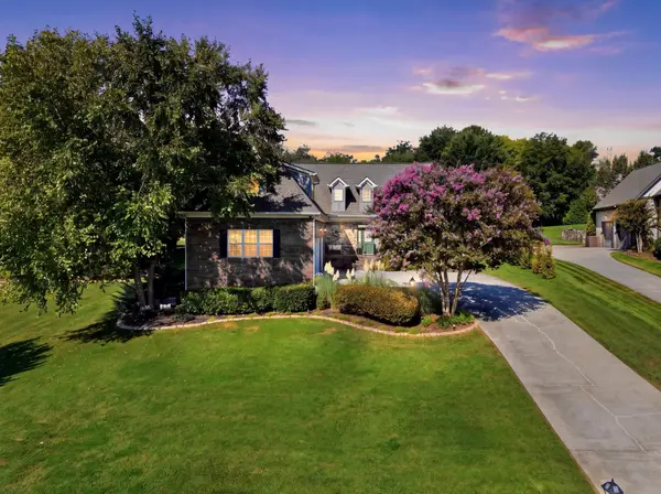 7345 Splendid View Drive, Ooltewah, TN 37363